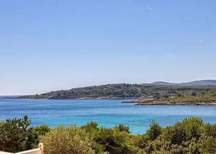 Dea Fertilia. Casa Indipendente Con Vista Mare. Fertilia