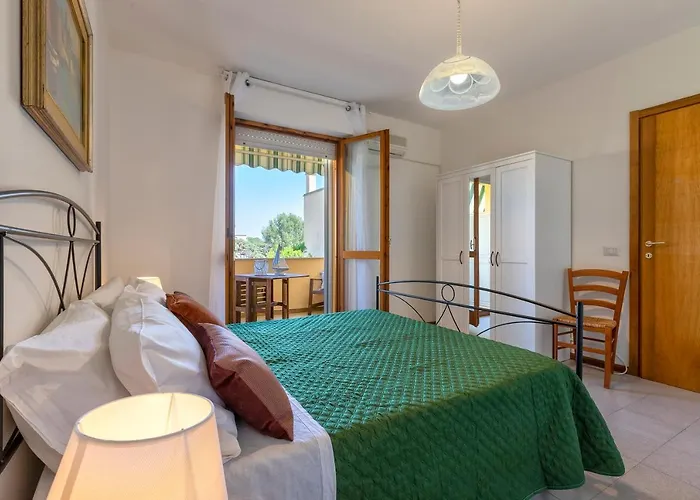 Dea Fertilia. Casa Indipendente Con Vista Mare. Vakantiehuis
