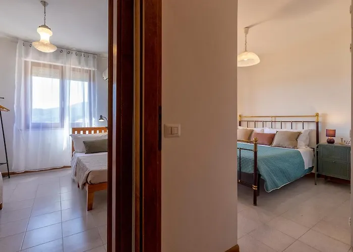 Hébergement de vacances Dea Fertilia. Casa Indipendente Con Vista Mare. Fertilia